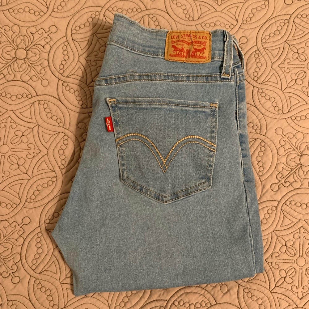 Levi’s Women’s 535 Super Skinny Jeans
